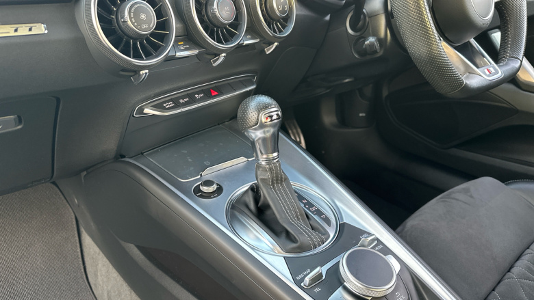 Audi TT 40 TFSI Black Edition 2dr S Tronic Petrol Coupe